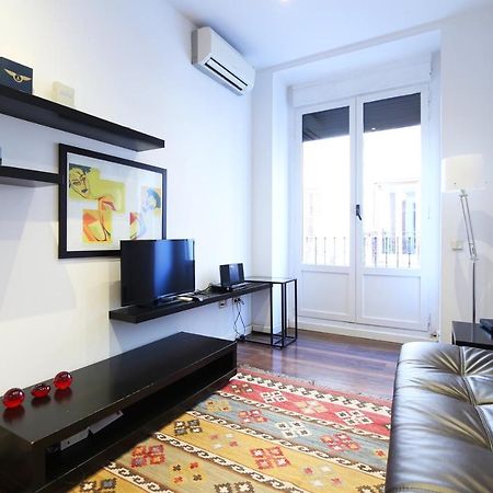 Paseo Del Prado Apartment By Allo Housing مدريد المظهر الخارجي الصورة
