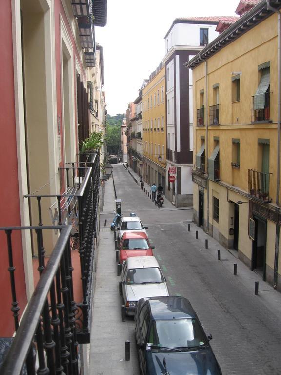 Paseo Del Prado Apartment By Allo Housing مدريد المظهر الخارجي الصورة