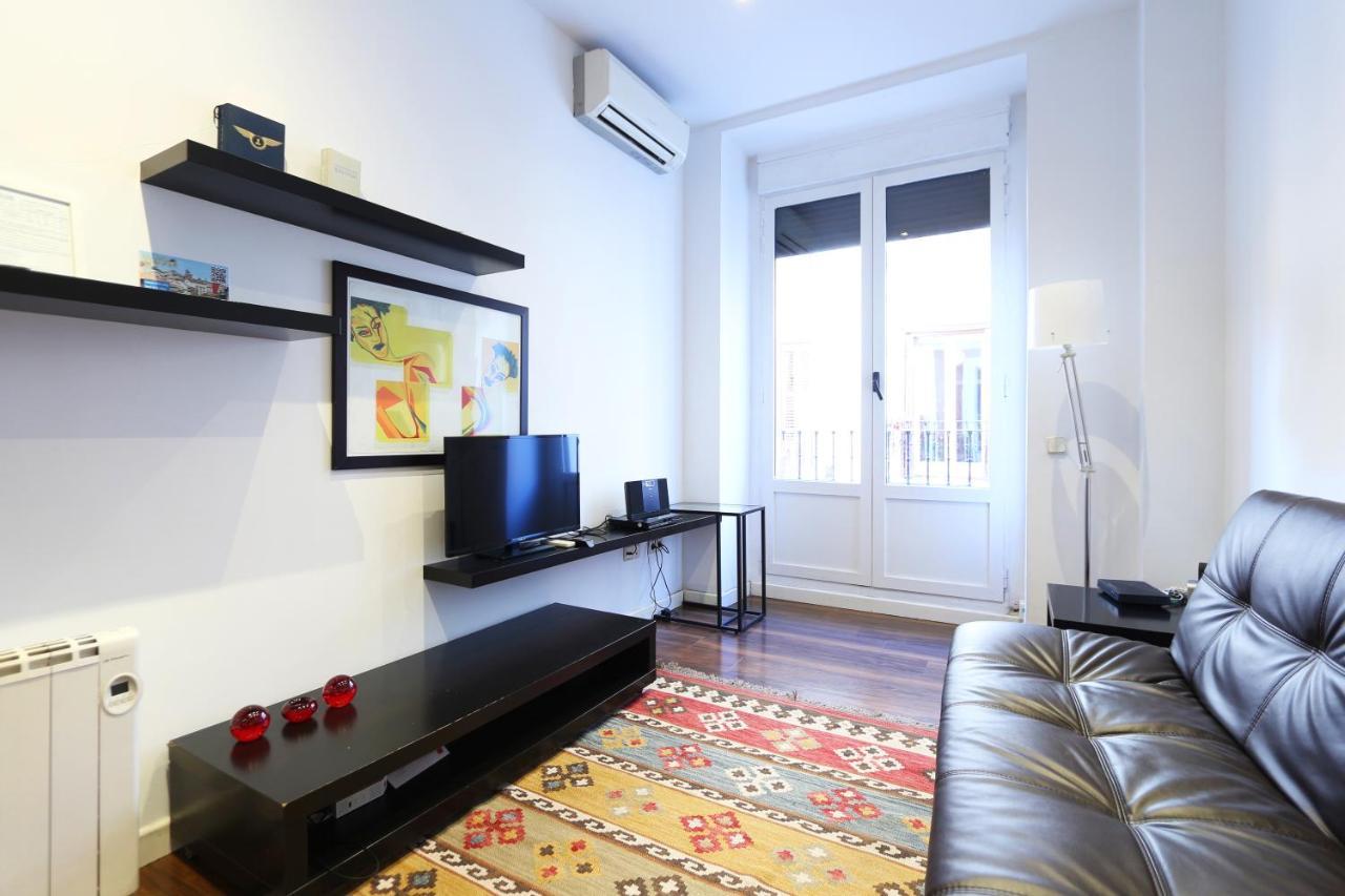 Paseo Del Prado Apartment By Allo Housing مدريد المظهر الخارجي الصورة