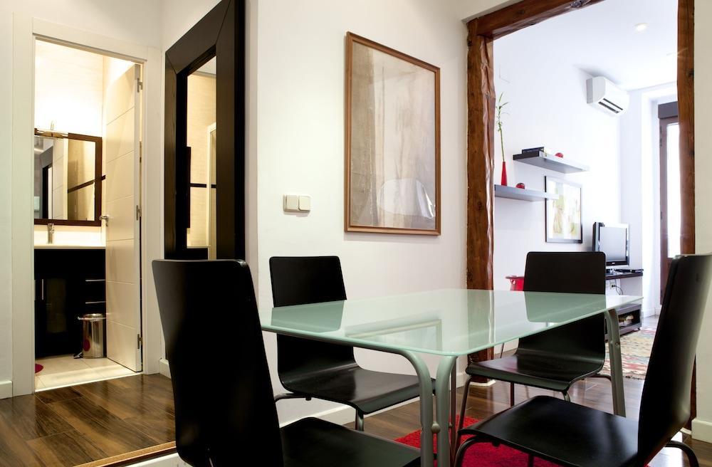 Paseo Del Prado Apartment By Allo Housing مدريد المظهر الخارجي الصورة